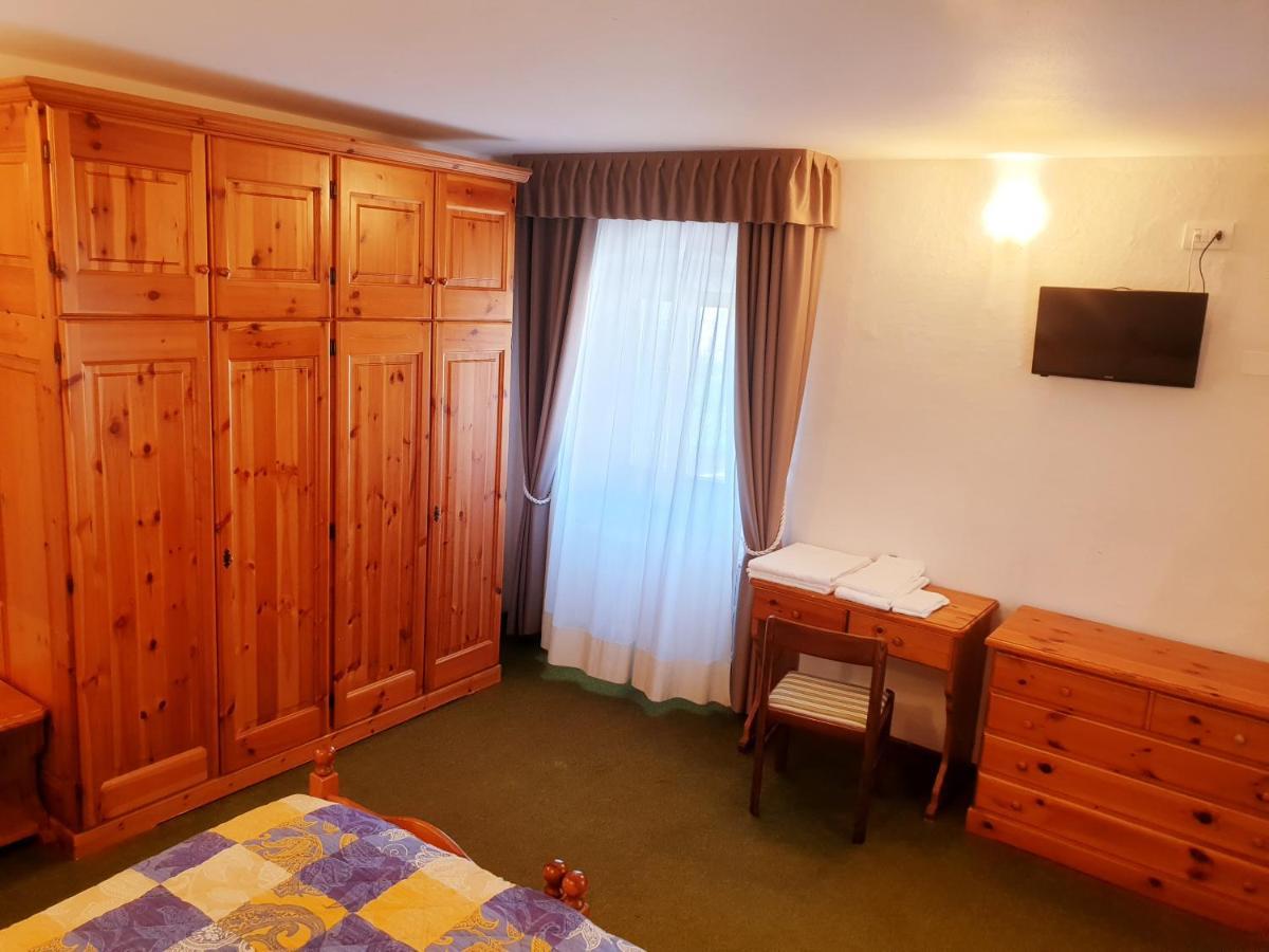 Albergo Trieste Lorenzago Di Cadore Luaran gambar